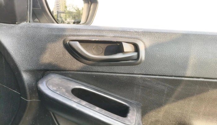 2018 Tata Bolt XE QUADRAJET, Diesel, Manual, 2,18,089 km, interior