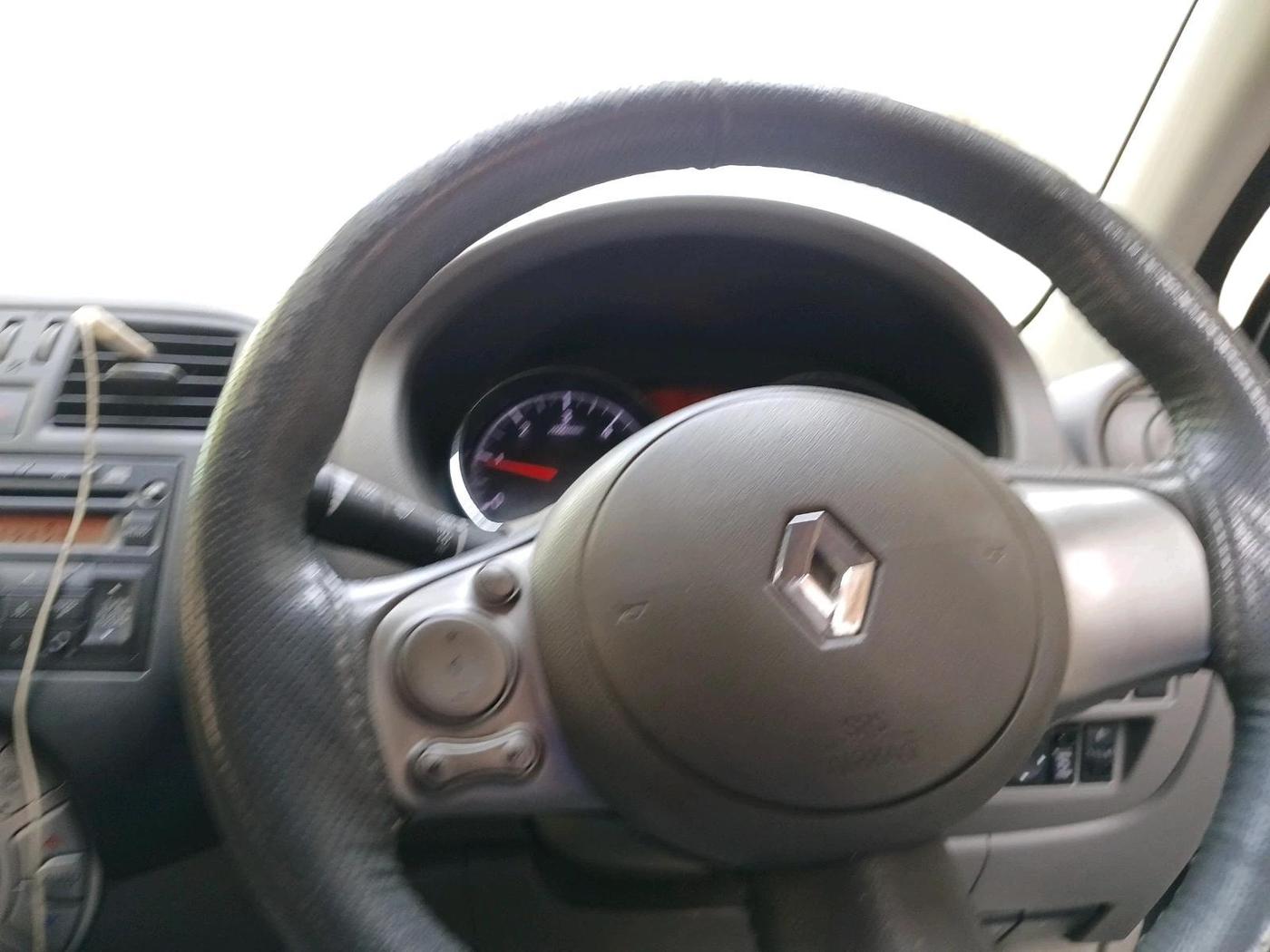 2013 Renault Scala RXZ DIESEL, Diesel, Manual, 1,06,613 km, interior