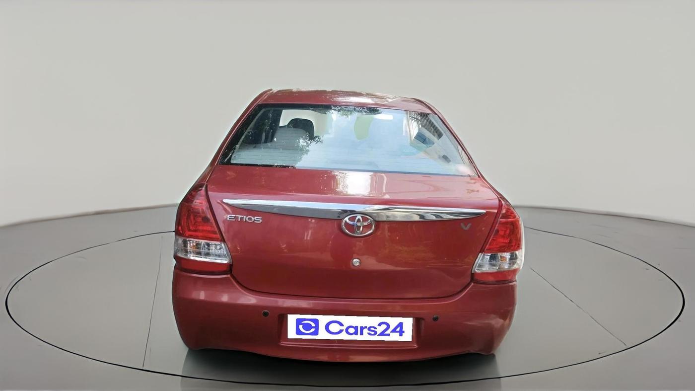2013 Toyota Etios V, Petrol, Manual, 26,070 km, exterior