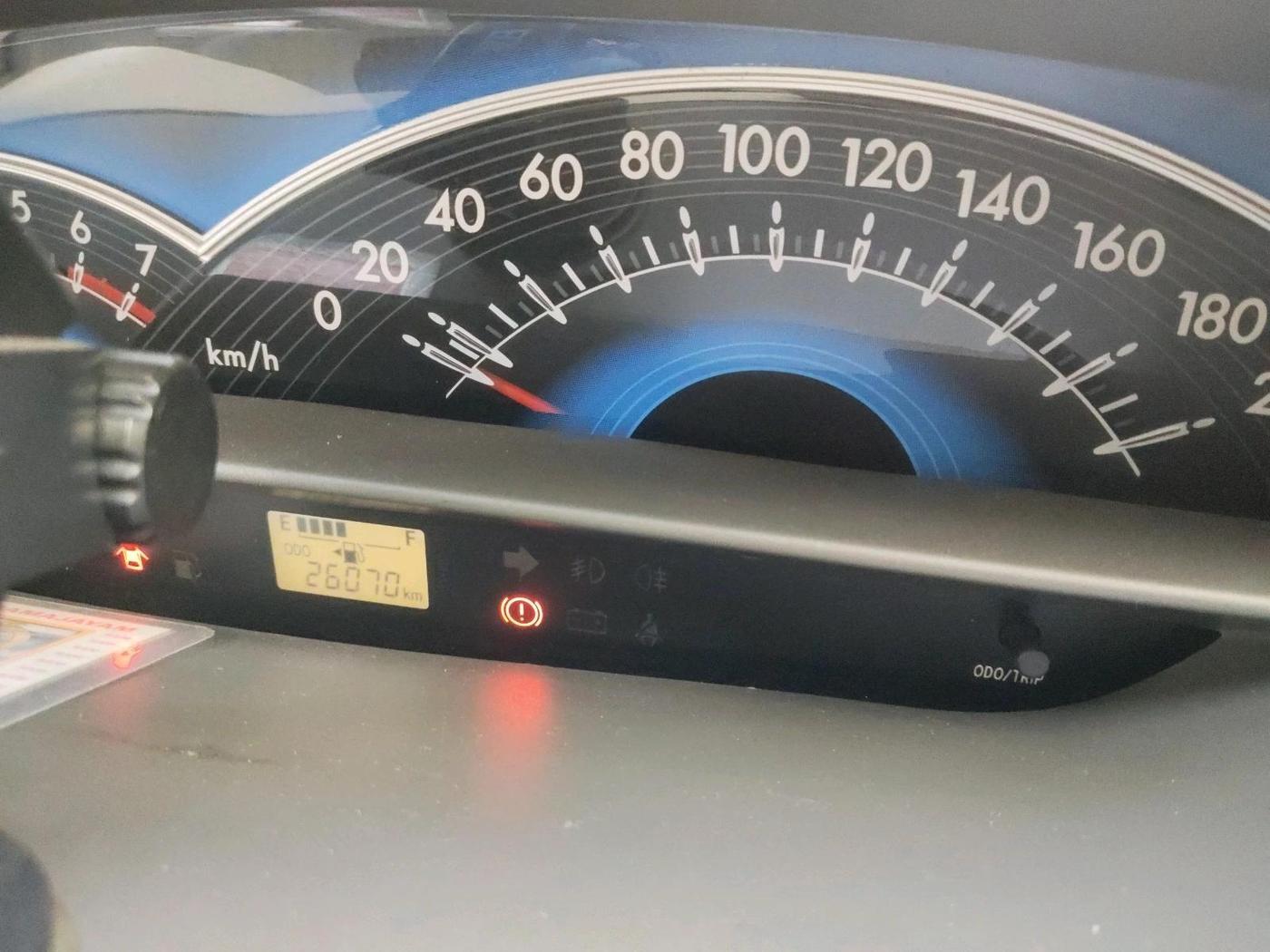 2013 Toyota Etios V, Petrol, Manual, 26,070 km, interior