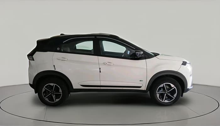 2023 Tata NEXON EV EMPOWERED LONG RANGE, Electric, Automatic, 35,974 km, exterior