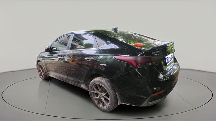 2017 Hyundai Verna 1.6 VTVT SX O, Petrol, Manual, 61,508 km, exterior