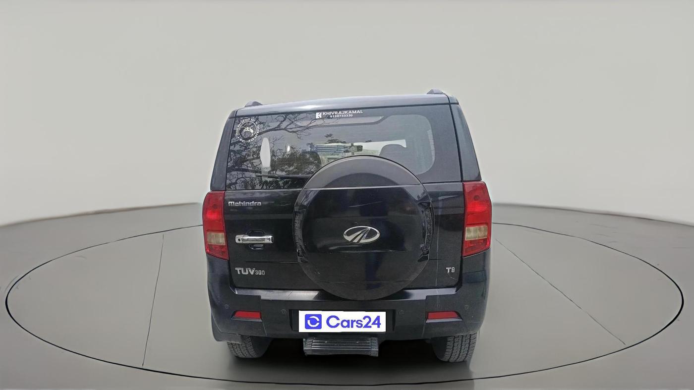 2017 Mahindra TUV300 T8, Diesel, Manual, 1,19,563 km, exterior