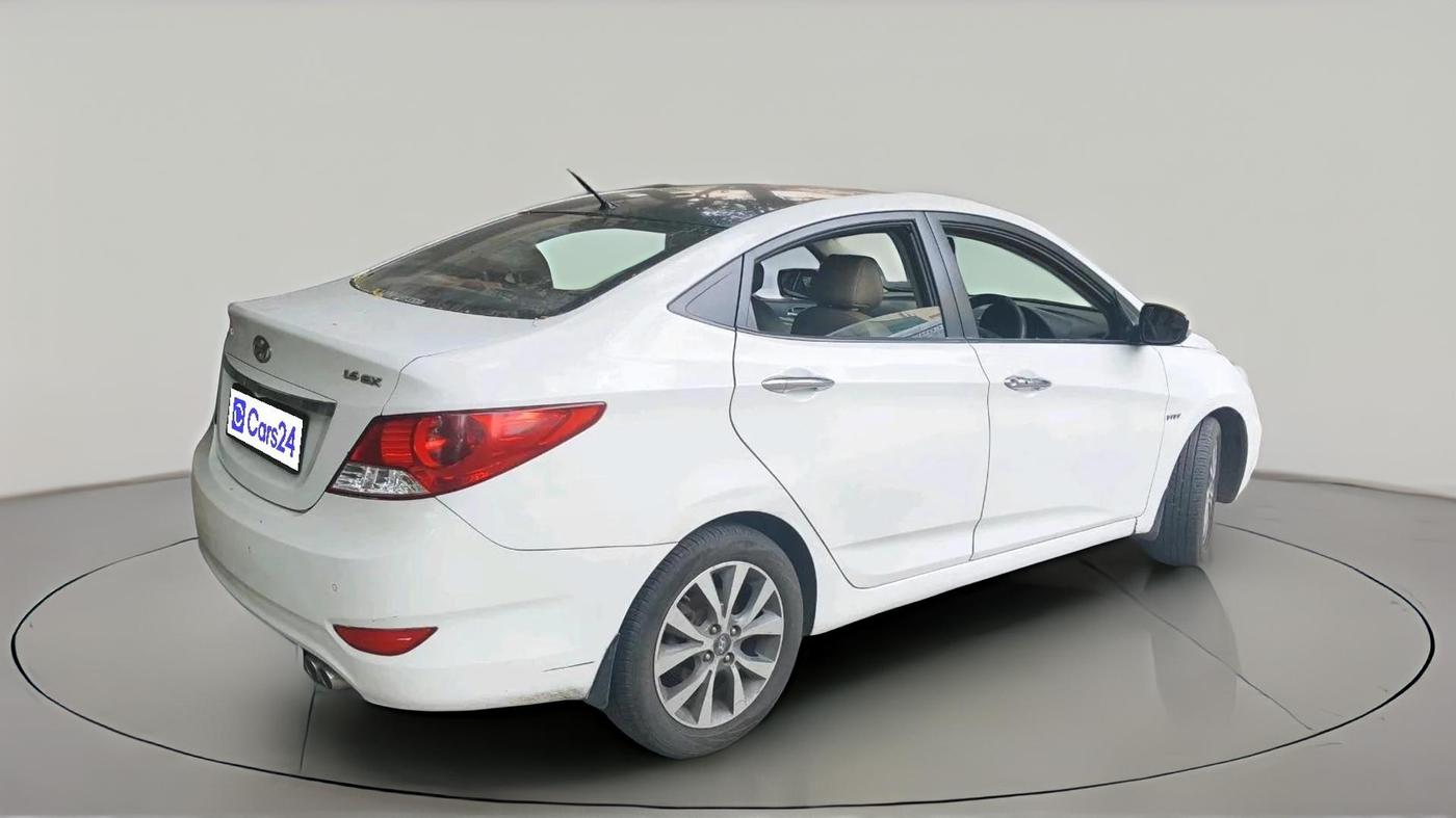 2014 Hyundai Verna FLUIDIC 1.6 VTVT SX, Petrol, Manual, 1,01,524 km, exterior