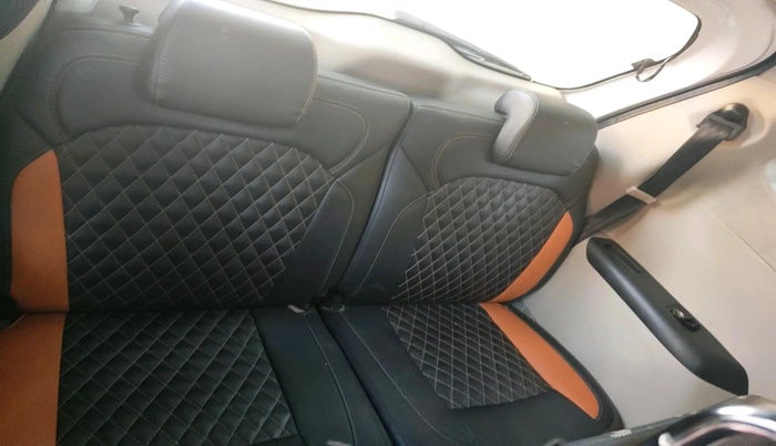 2019 Renault TRIBER RXZ, Petrol, Manual, 76,335 km, interior