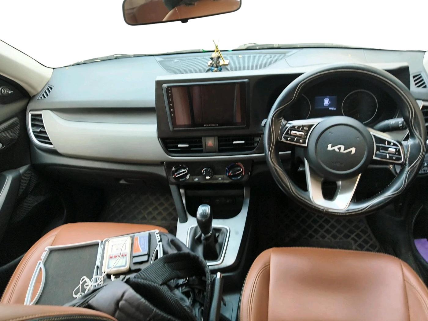 2021 KIA SELTOS HTE 1.5 PETROL, Petrol, Manual, 77,727 km, interior