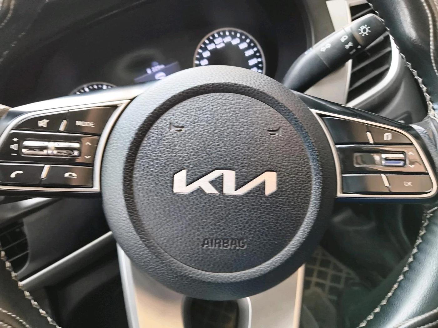 2021 KIA SELTOS HTE 1.5 PETROL, Petrol, Manual, 77,727 km, interior