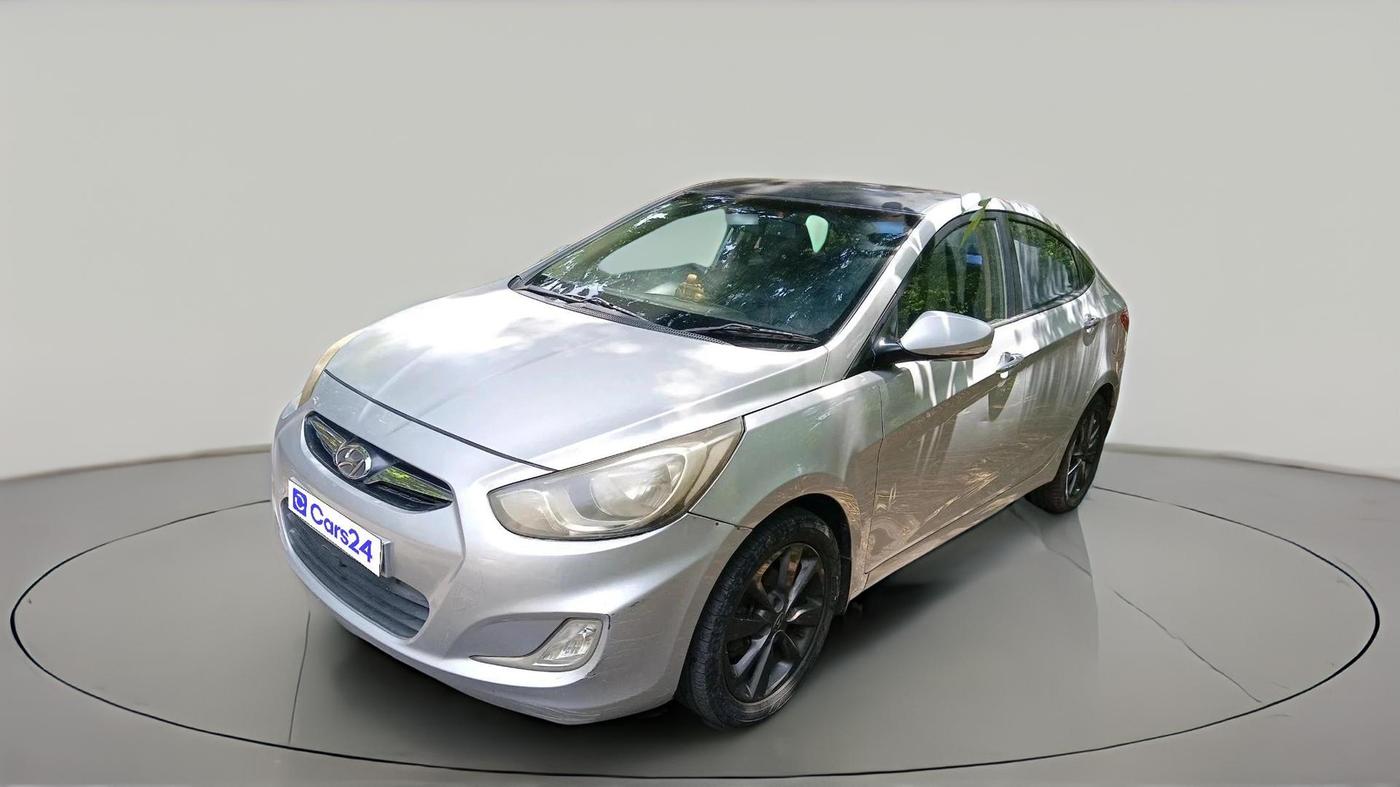 2012 Hyundai Verna FLUIDIC 1.6 CRDI SX AT, Diesel, Automatic, 1,96,421 km, exterior