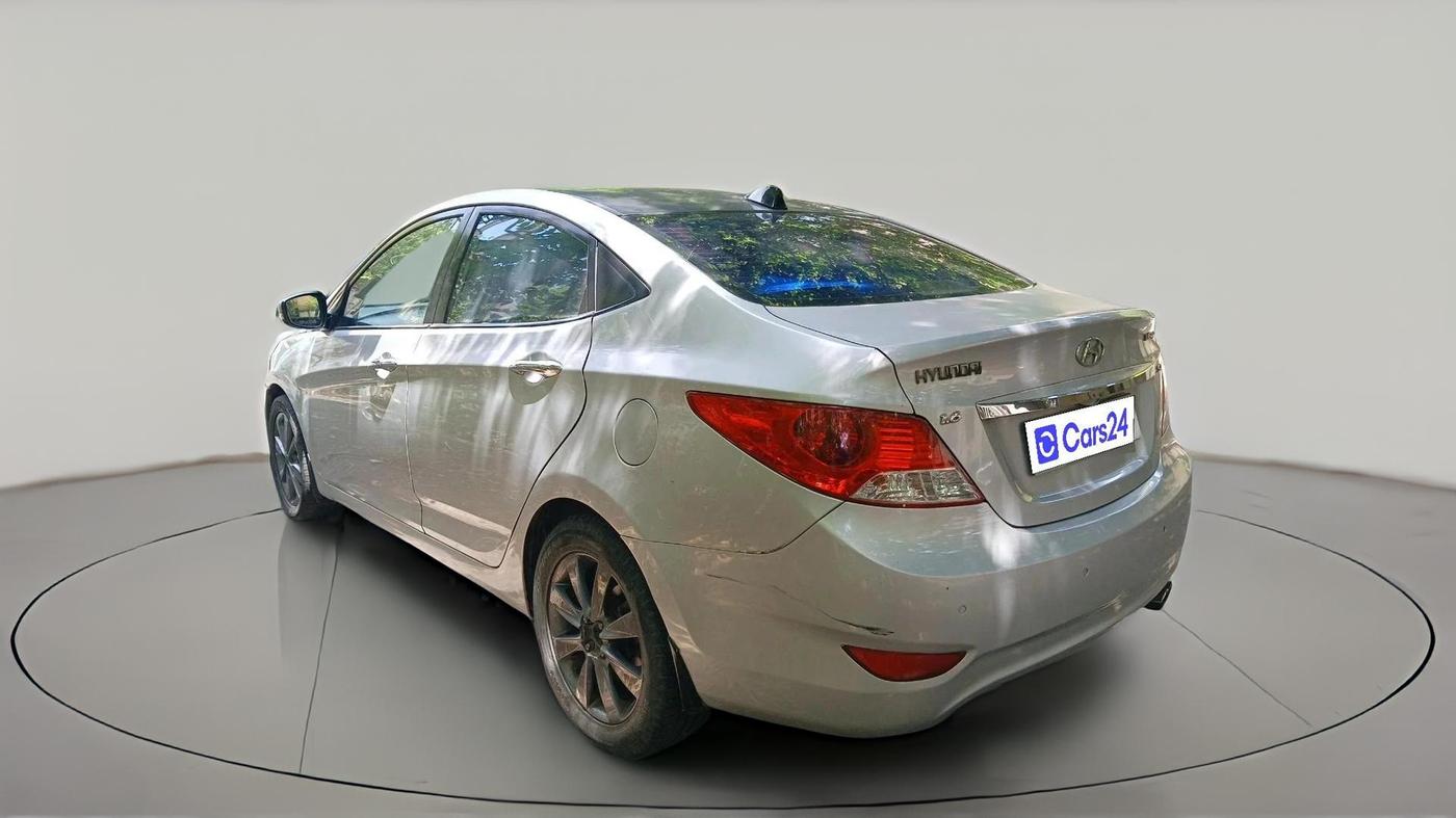 2012 Hyundai Verna FLUIDIC 1.6 CRDI SX AT, Diesel, Automatic, 1,96,421 km, exterior