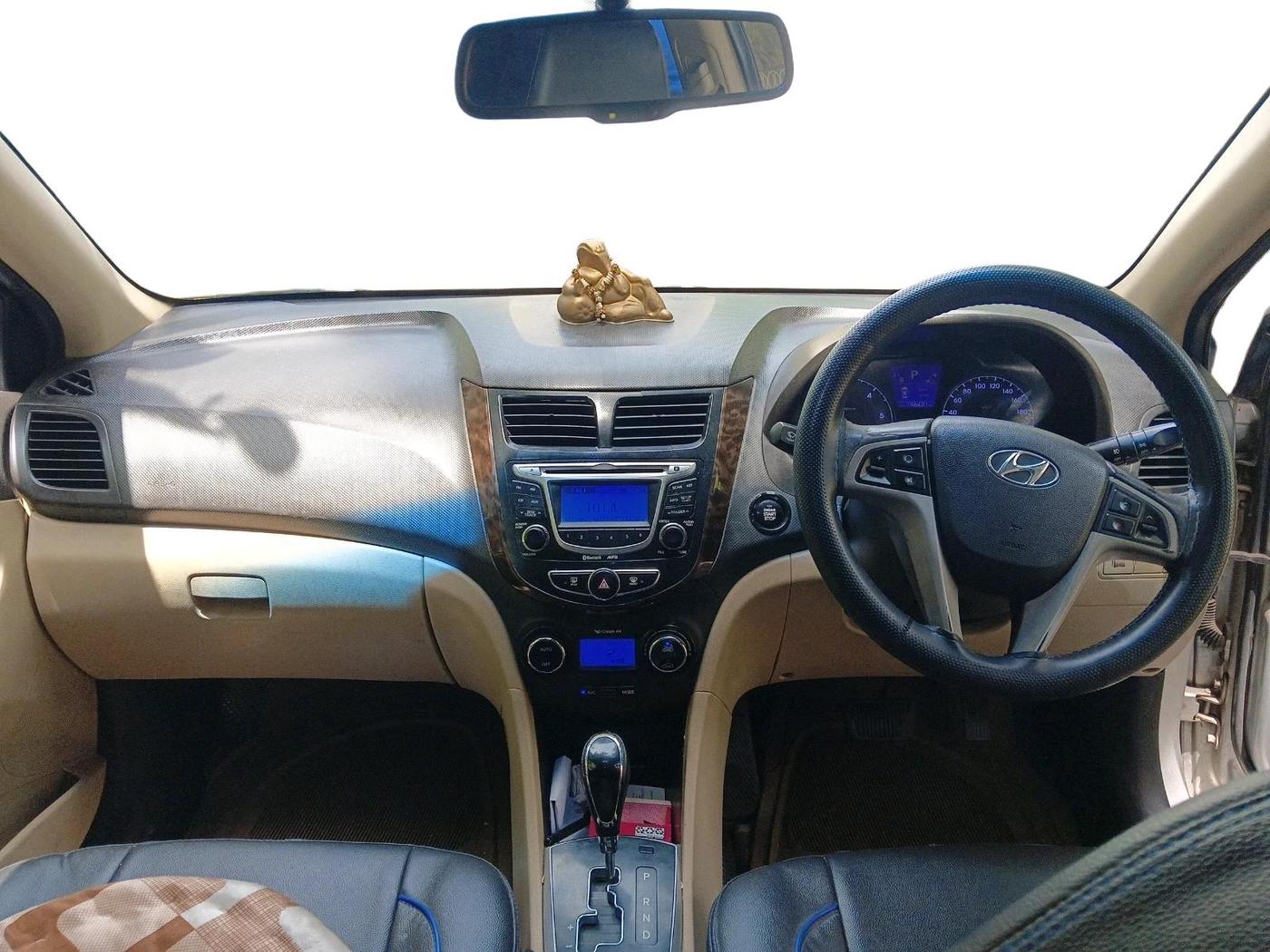2012 Hyundai Verna FLUIDIC 1.6 CRDI SX AT, Diesel, Automatic, 1,96,421 km, interior