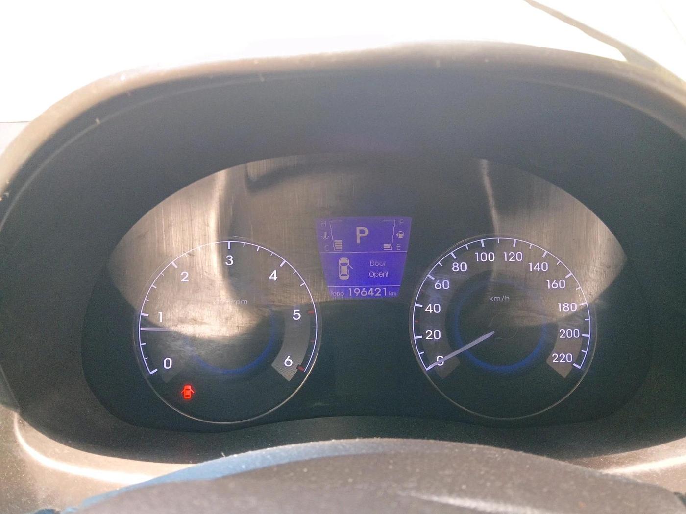 2012 Hyundai Verna FLUIDIC 1.6 CRDI SX AT, Diesel, Automatic, 1,96,421 km, interior