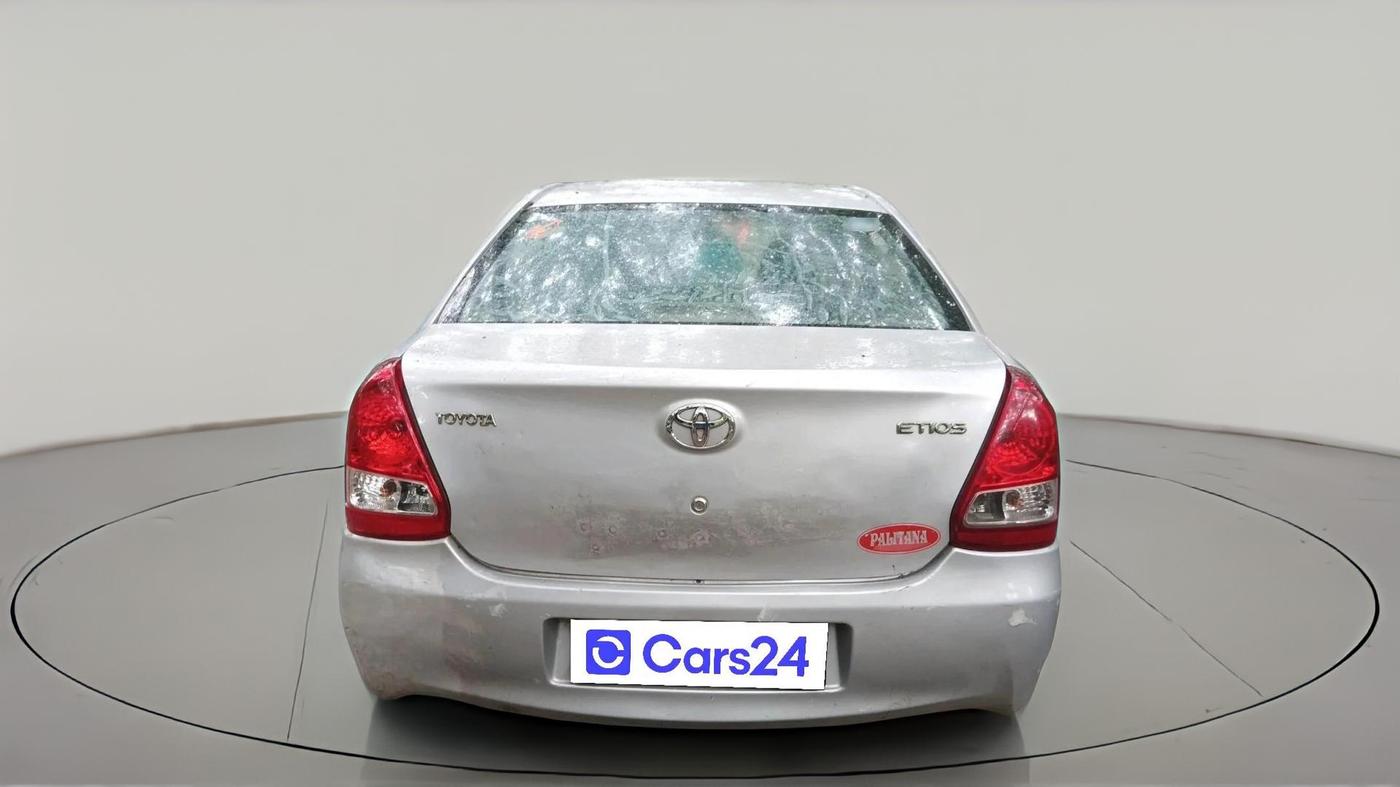 2011 Toyota Etios J, CNG, Manual, 1,31,531 km, exterior
