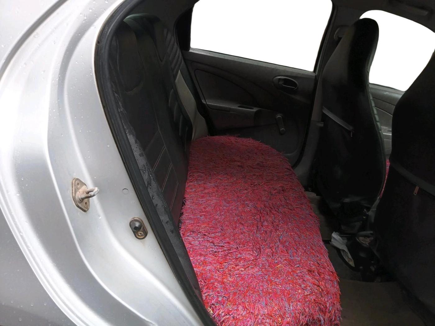 2011 Toyota Etios J, CNG, Manual, 1,31,531 km, interior