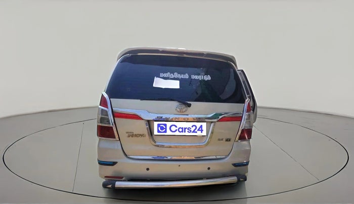 2015 Toyota Innova 2.5 GX 8 STR, Diesel, Manual, 2,13,510 km, exterior