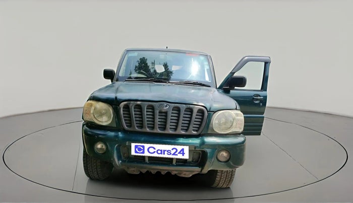 2002 Mahindra Scorpio 2.6 TURBO 8 STR, Diesel, Manual, 1,51,186 km, exterior