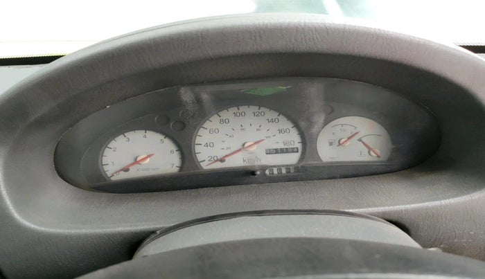 2002 Mahindra Scorpio 2.6 TURBO 8 STR, Diesel, Manual, 1,51,186 km, interior