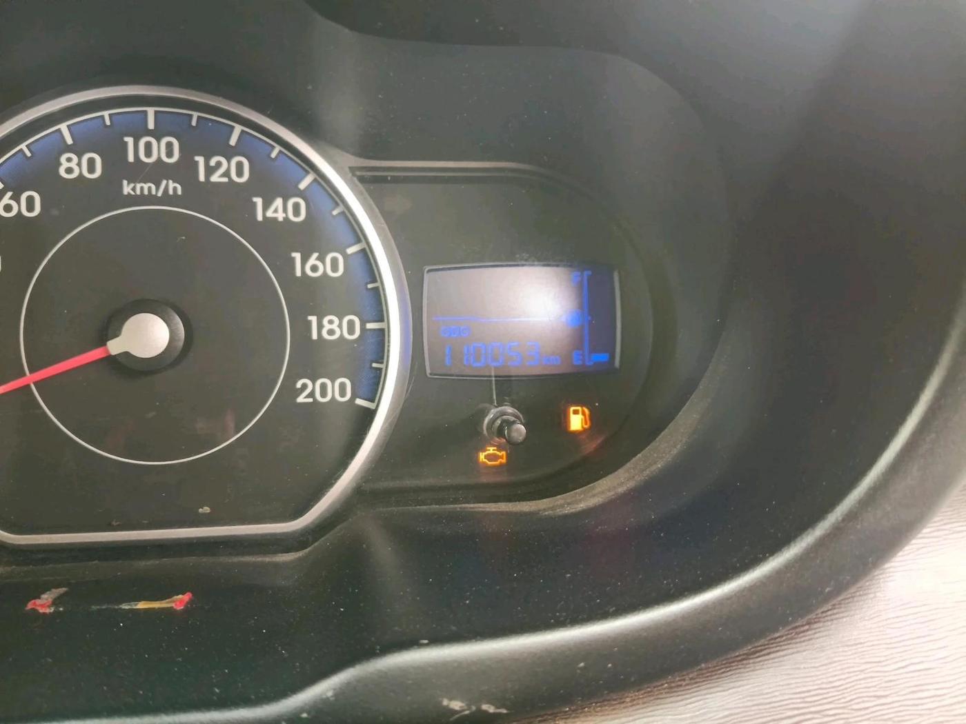 2013 Hyundai i10 SPORTZ 1.1, Petrol, Manual, 1,10,053 km, interior