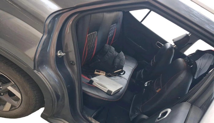 2021 Hyundai VENUE SX 1.0 TURBO, Petrol, Manual, 1,06,752 km, interior