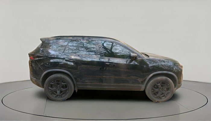 2025 Tata Harrier FEARLESS PLUS DARK EDITION AT, Diesel, Automatic, 3,691 km, exterior