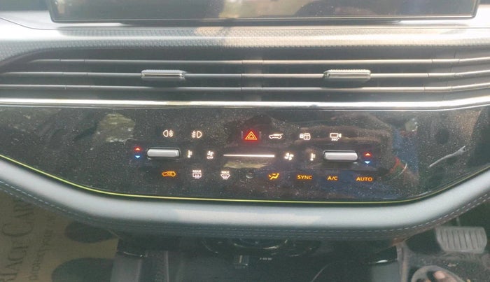 2025 Tata Harrier FEARLESS PLUS DARK EDITION AT, Diesel, Automatic, 3,691 km, interior