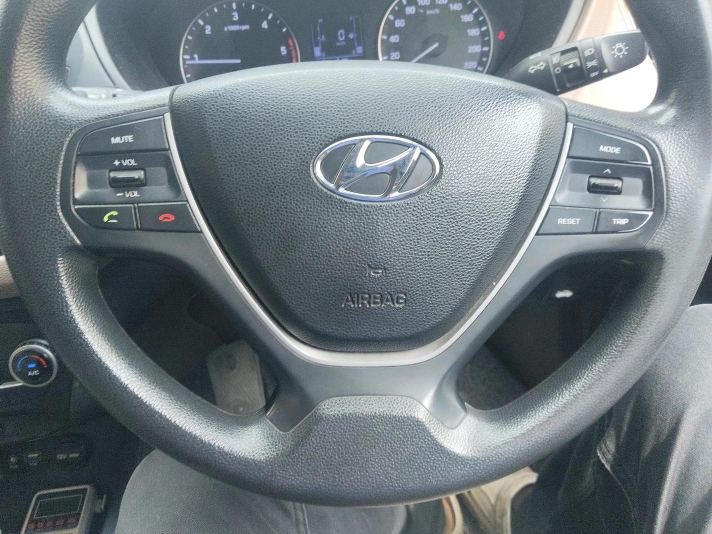 2017 Hyundai Elite i20 ASTA 1.4 CRDI, Diesel, Manual, 96,261 km, interior