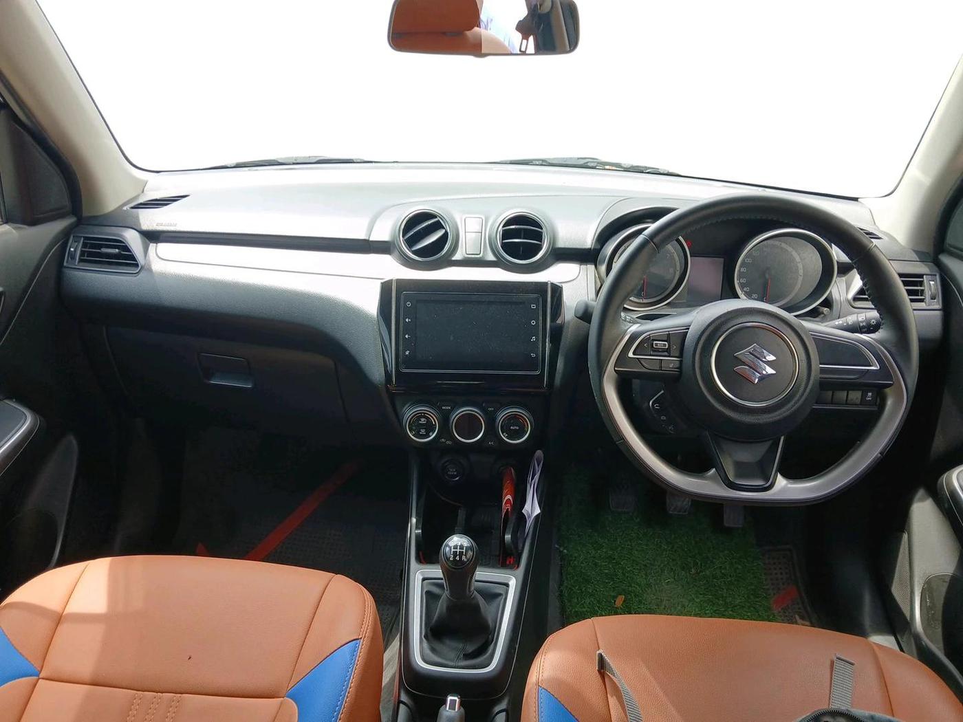 2024 Maruti Swift ZXI, Petrol, Manual, 14,425 km, interior