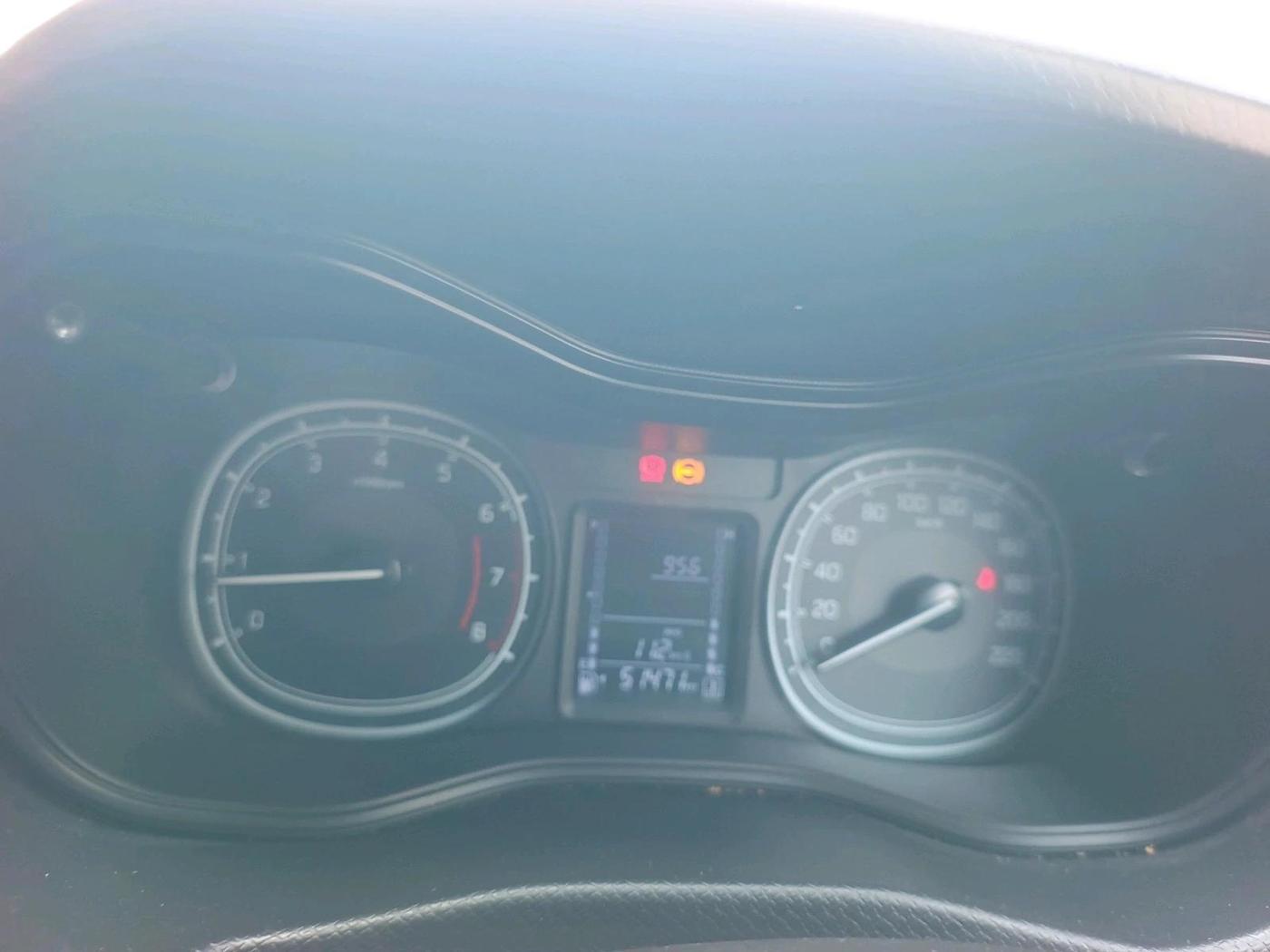 2022 Maruti Vitara Brezza VXI, Petrol, Manual, 51,471 km, interior