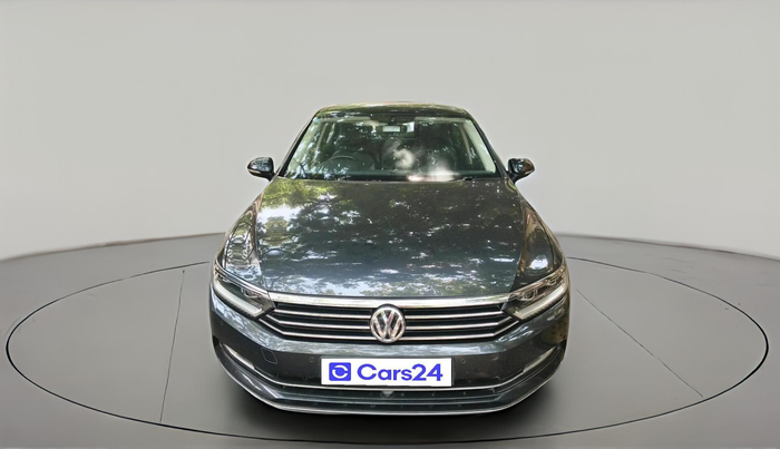 2018 Volkswagen Passat HIGHLINE DSG, Diesel, Automatic, 1,09,806 km, exterior