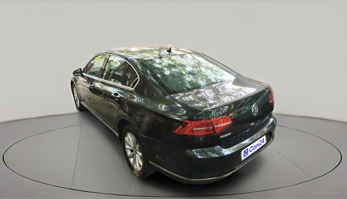 2018 Volkswagen Passat HIGHLINE DSG, Diesel, Automatic, 1,09,806 km, exterior