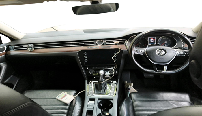 2018 Volkswagen Passat HIGHLINE DSG, Diesel, Automatic, 1,09,806 km, interior