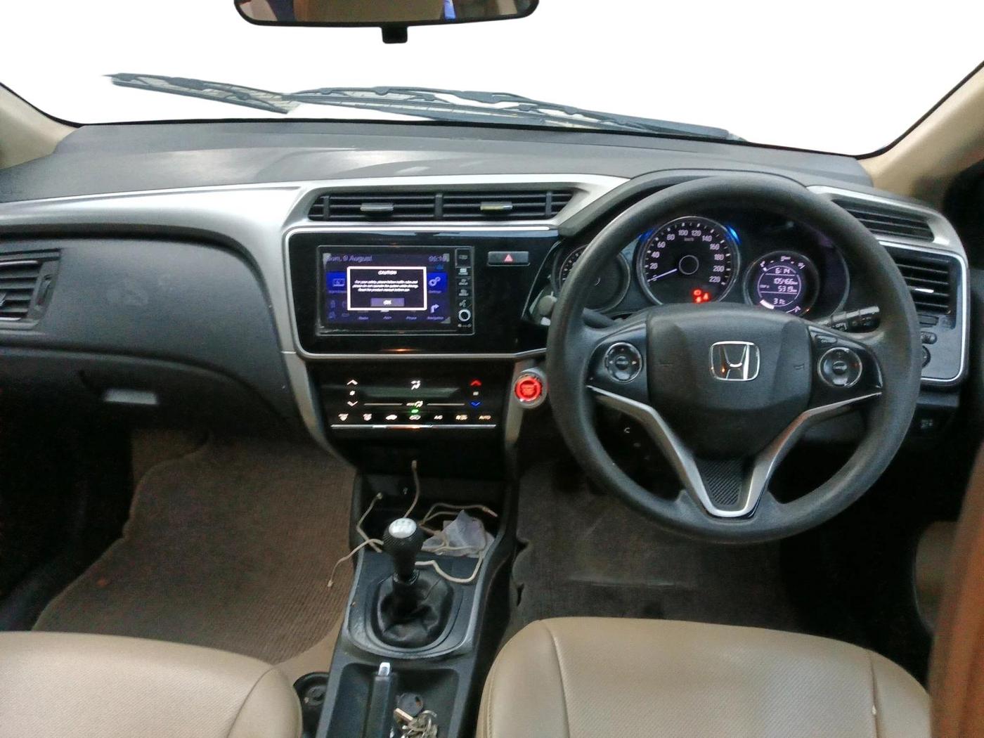 2018 Honda City 1.5L I-VTEC V MT, Petrol, Manual, 1,05,468 km, interior