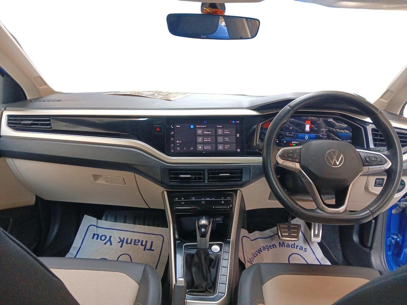 2023 Volkswagen VIRTUS TOPLINE TSI 1.0 AT, Petrol, Automatic, 8,396 km, interior