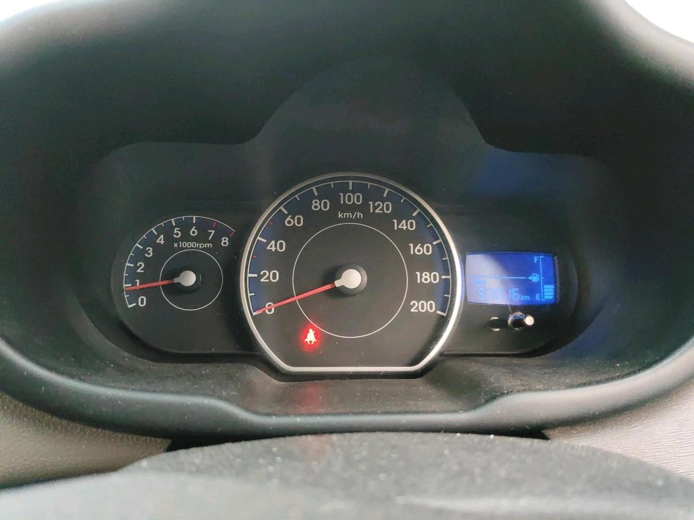 2012 Hyundai i10 SPORTZ 1.2, Petrol, Manual, 97,016 km, interior