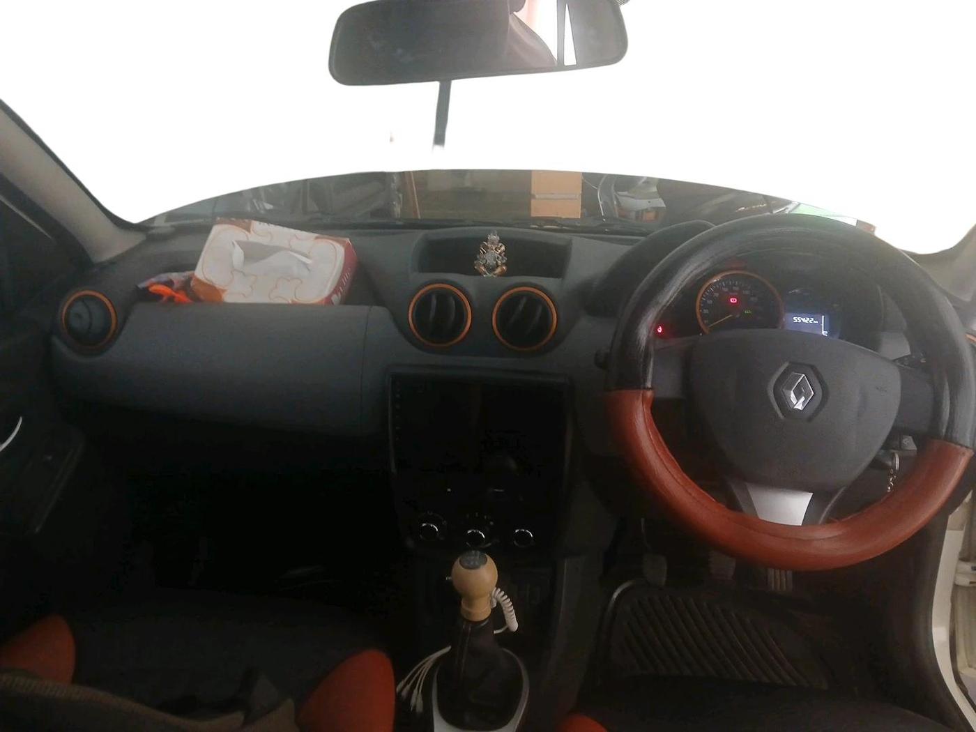 2016 Renault Duster 85 PS RXL DIESEL, Diesel, Manual, 55,422 km, interior