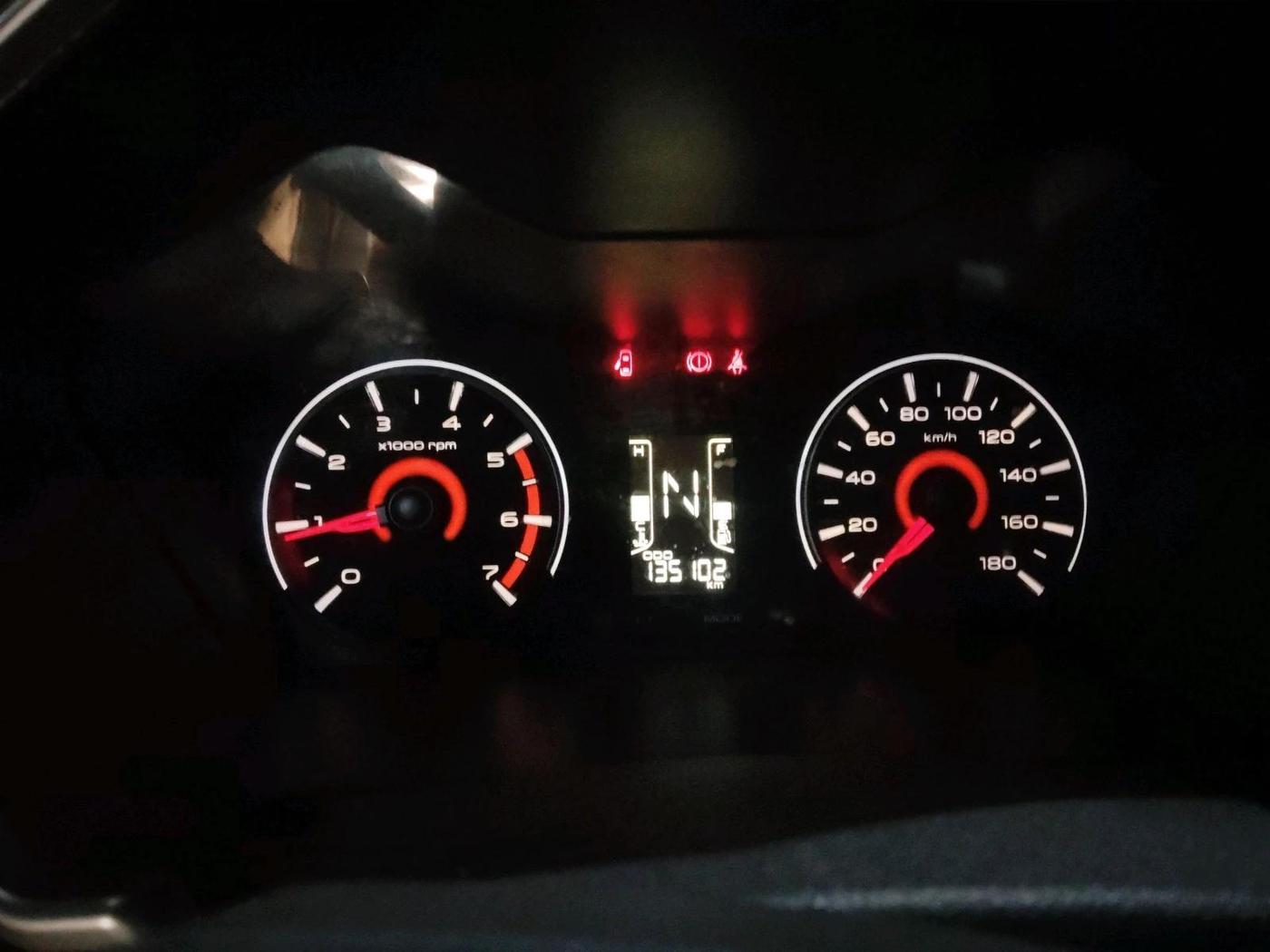 2016 Mahindra Kuv100 K6 D 6 STR, Diesel, Manual, 1,35,102 km, interior
