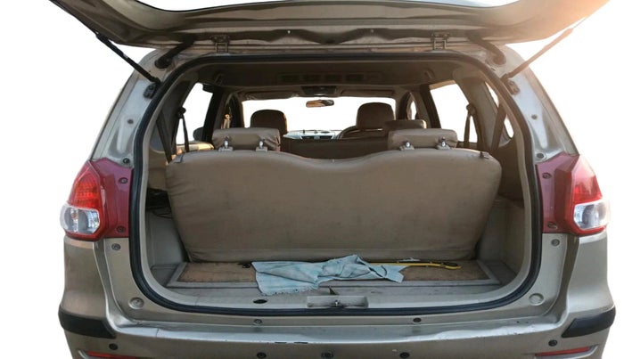 2012 Maruti Ertiga ZXI, Petrol, Manual, 1,79,370 km, exterior