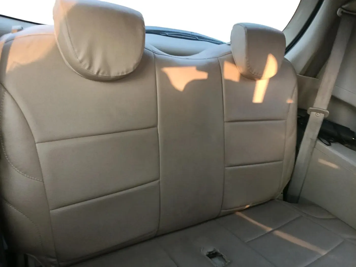 2012 Maruti Ertiga ZXI, Petrol, Manual, 1,79,370 km, interior