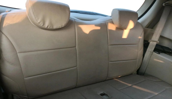 2012 Maruti Ertiga ZXI, Petrol, Manual, 1,79,370 km, interior