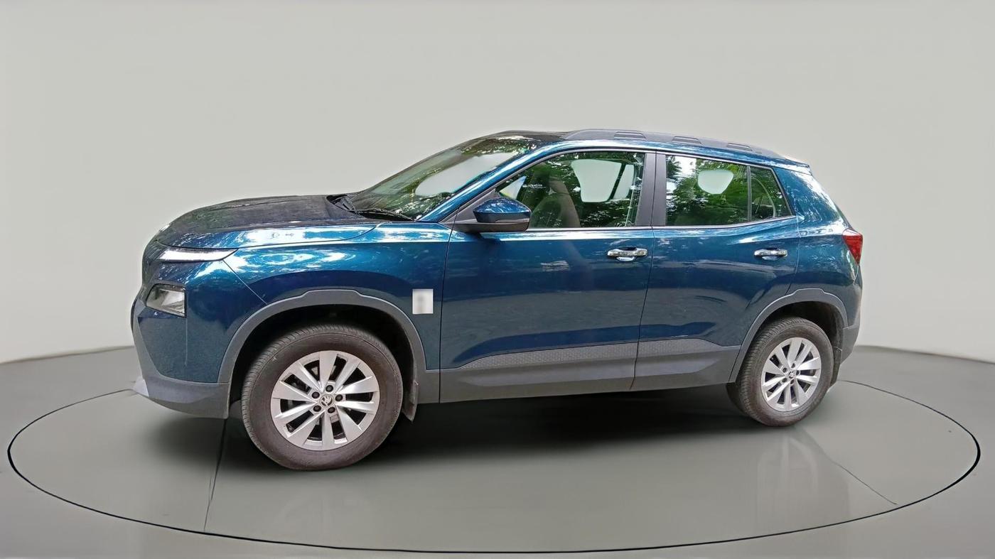 2025 Skoda KUSHAQ  Signature 1.0L TSI MT , Petrol, Manual, 13,231 km, exterior
