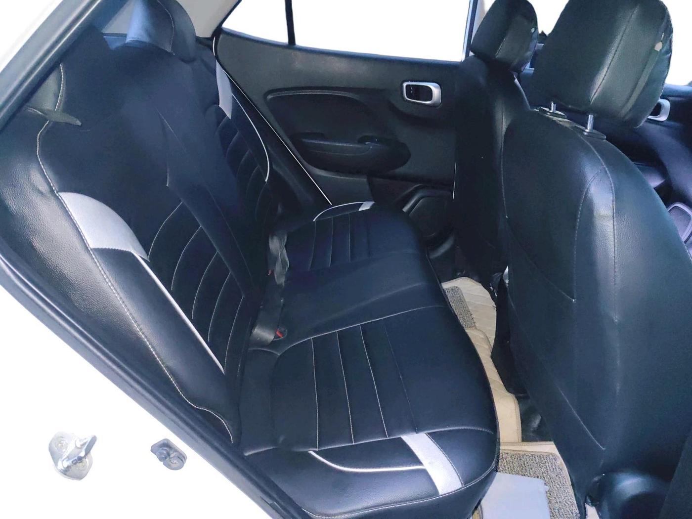 2020 Hyundai VENUE S 1.5 CRDI, Diesel, Manual, 68,472 km, interior
