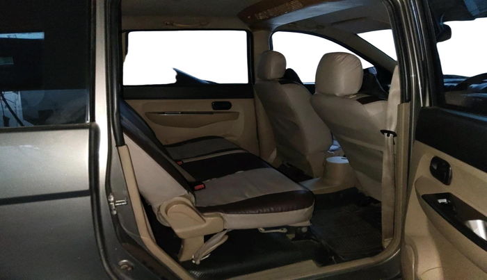 2016 Chevrolet Enjoy 1.3 LS 8 STR, Diesel, Manual, 1,60,178 km, interior