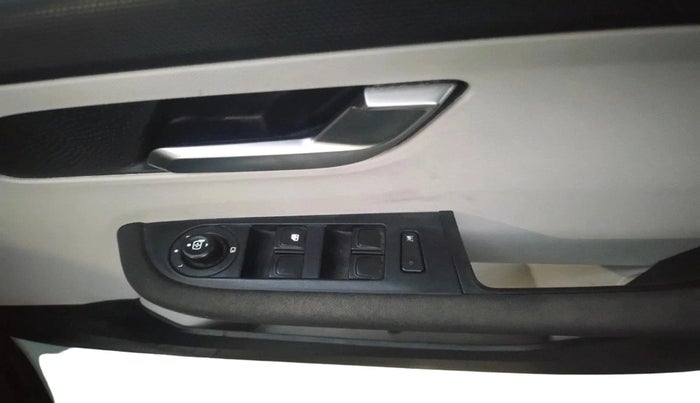 2022 Tata ALTROZ XZ PLUS PETROL, Petrol, Manual, 52,681 km, interior