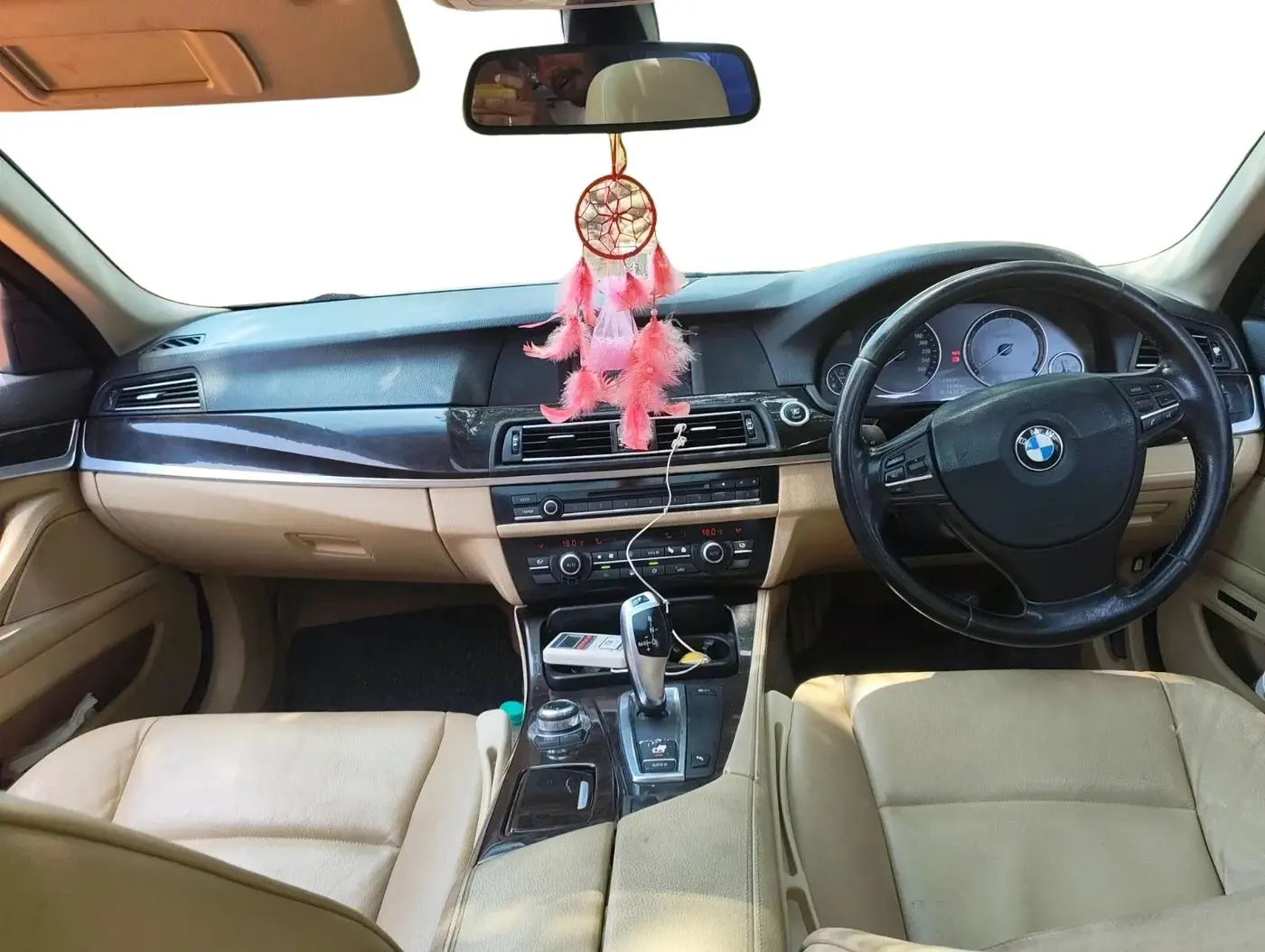 2012 BMW 5 Series 520D 2.0, Diesel, Automatic, 98,500 km, interior