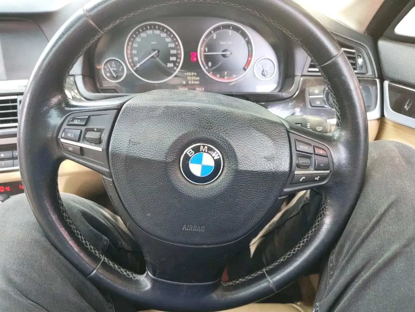 2012 BMW 5 Series 520D 2.0, Diesel, Automatic, 98,500 km, interior