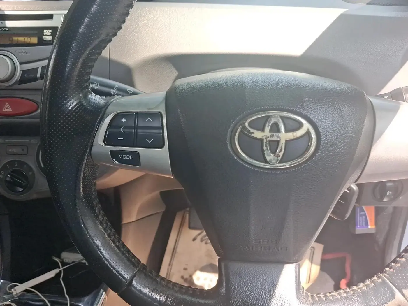 2011 Toyota Etios VX, Petrol, Manual, 5,90,100 km, interior