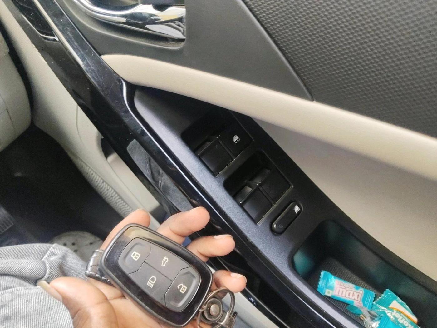 2023 Tata NEXON XZ Plus LUX, Petrol, Manual, 29,265 km, interior