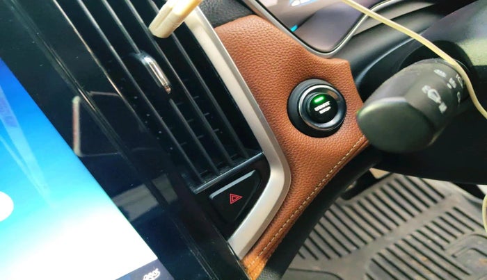 2021 MG HECTOR PLUS SHARP 1.5 PETROL TURBO CVT 6-STR, Petrol, Automatic, 50,488 km, interior