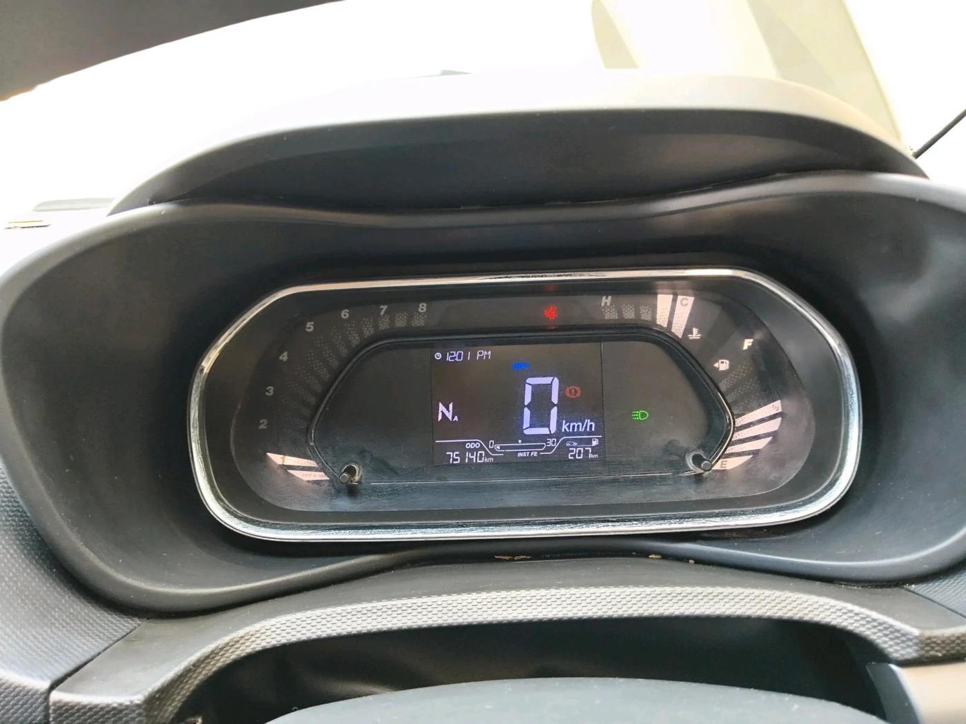 2021 Tata NEXON XMA SUNROOF PETROL, Petrol, Automatic, 75,140 km, interior