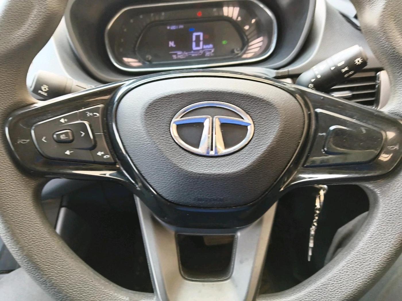 2021 Tata NEXON XMA SUNROOF PETROL, Petrol, Automatic, 75,140 km, interior
