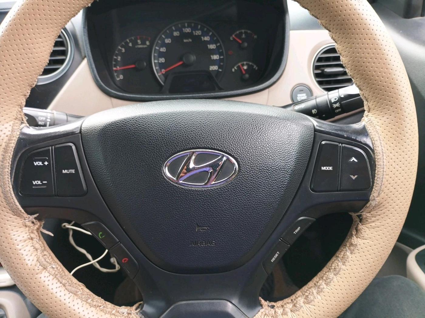 2014 Hyundai Xcent SX 1.1 CRDI (O), Diesel, Manual, 1,11,528 km, interior